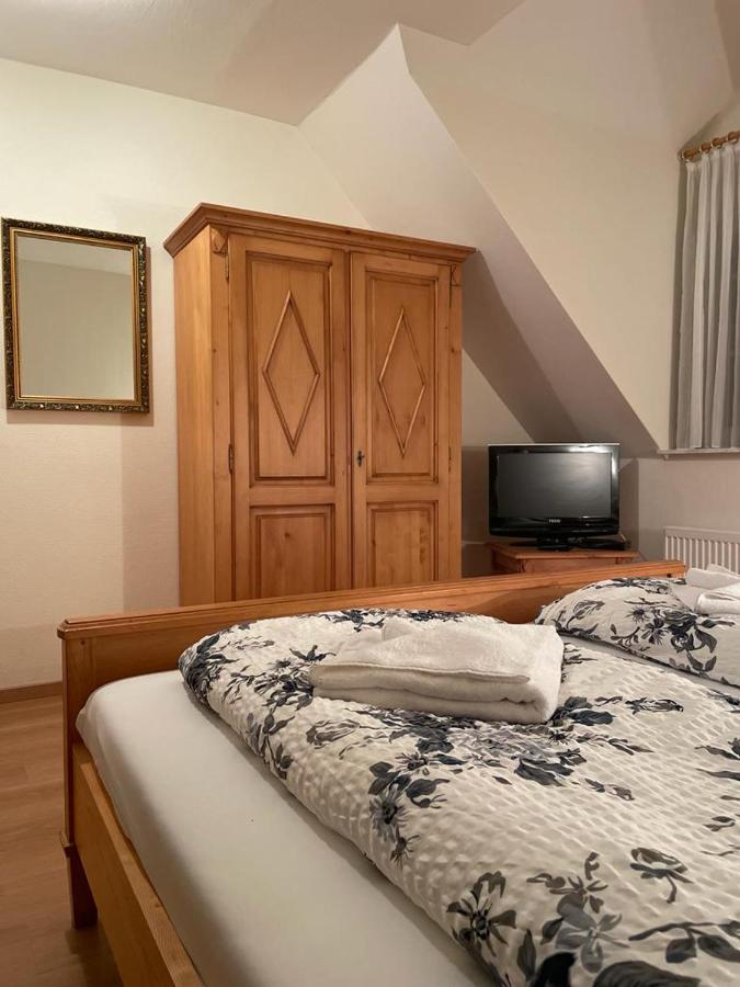 Hotel Und Restaurant Gruner Hahn Elsenfeld Exteriör bild